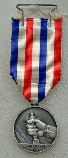 Франция.Почетная медаль железной дороги 2 класса (25 лет выслуги) образца 1939 года.