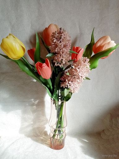 Букет цветов Тюльпаны и сирень СССР искусственные цветы пластик