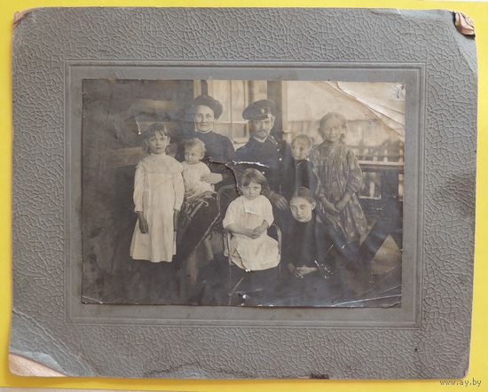 Фото "Семья чиновника" (16*11 см), до 1917 г.