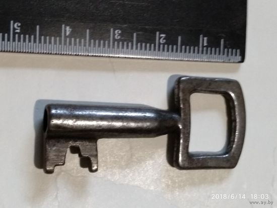 Старинный ключ.Начало XX-го века.Длина 45 мм.