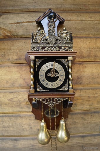 Голландские настенные часы 1950-е гг. в стиле XVII века "ZAANSE CLOCK" B#3