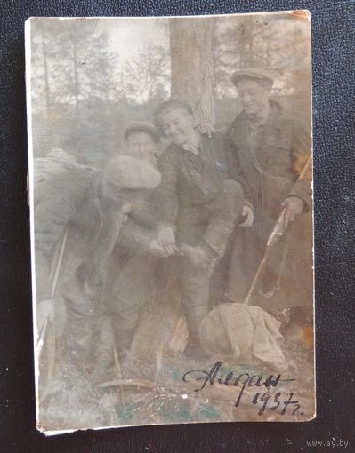 Фото "Экспедиция в поисках золота", золотые прииски в Якутии, г. Алдан, 1937 г., переселенцы из Молодечно