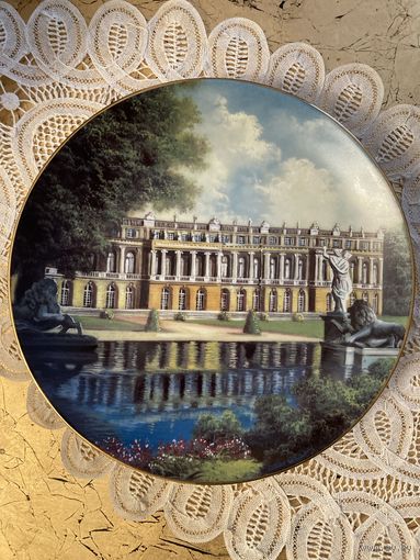 Тарелка коллекционная дворцы Германия винтаж