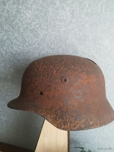 Немецкий стальной шлем М-40.