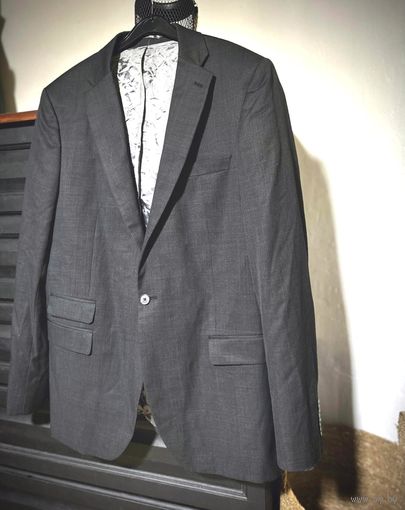 Пиджак  мужской 50-52 размер, 70% шерсть