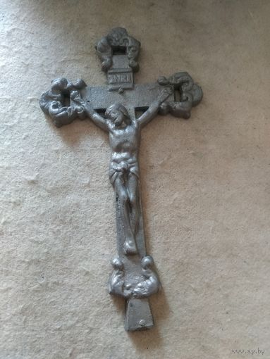 Большой металлический крест.(2).