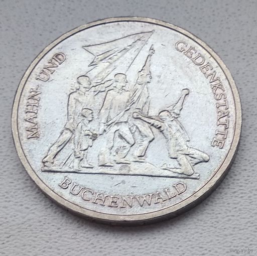 Германия - ГДР 10 марок, 1972 Мемориал "Бухенвальд" около Веймара 6-9-9