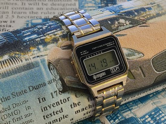 Наручные часы Электроника-5 с браслетом, неплохое состояние. Торг