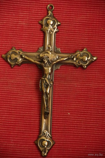 Крест , распятие бронза   (   16,5 х 26 )