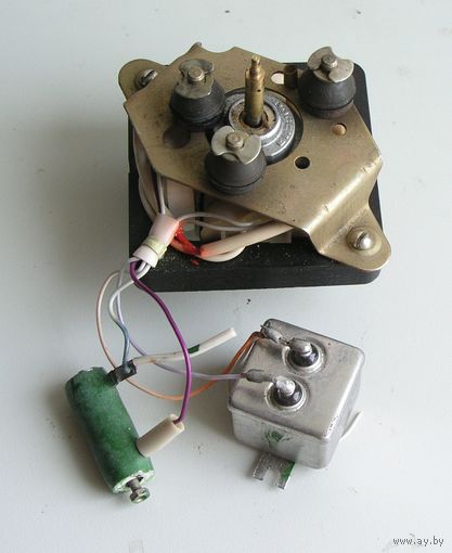 Электродвигатель ДАК-100-1,0-2,8 для электропроигрывателя