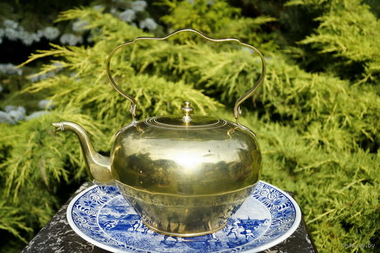 Старенький Латунный чайник 3,5 литра, 1960-е годы, Европа.