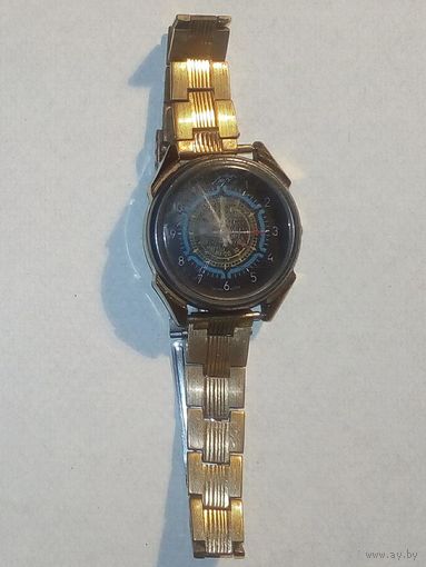 Часы Луч с будильником СССР кварц с браслетом