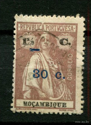 Португальские колонии - Мозамбик - 1921 - Надпечатка нового номинала 30C на 1 1/2C - [Mi.231] - 1 марка. Гашеная.  (Лот 122BE)