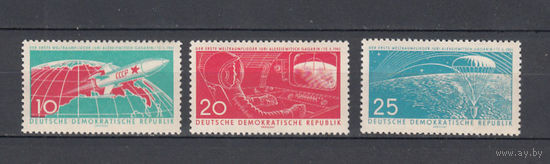 Космос. ГДР. 1964. 3 марки (полная серия). Michel N 822-824 (8,5 е).