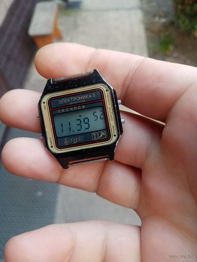 Часы, Электроника 5,не частый экземпляр в рабочем состоянии
