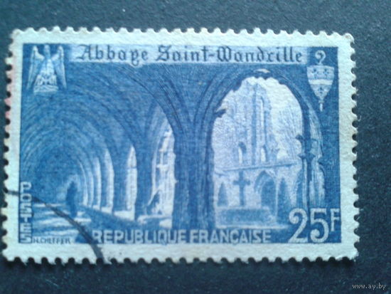 Франция 1949 аббатство в Нормандии