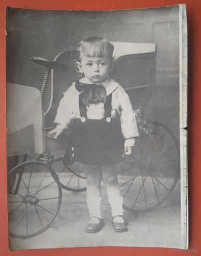Фото ребенка с велоколяской. Тамбов. 1936 г. 18х24 см