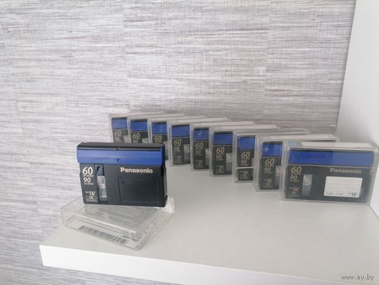 Видеокассеты маленькие Mini DV Panasonic.