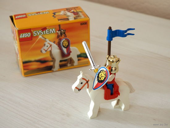 ЛЕГО 6008 LEGO Royal Knights Royal King.  1995г. 100%. Коробка.