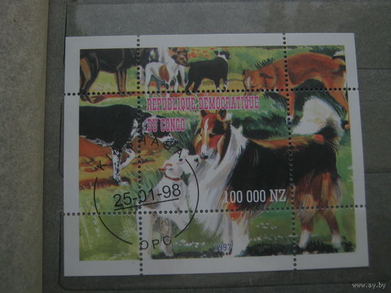 Марки - Конго фауна собаки 1997 блок