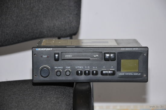 Привезённый  из Германии лично в 1991 фирменный МАГНИТОФОН в супер сохране. Только для кассет.