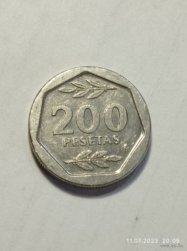 Испания  200 песо 1987 года .
