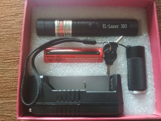 Лазерная указка Green Laser Pointer YL-303 + насадка "Звездное небо"