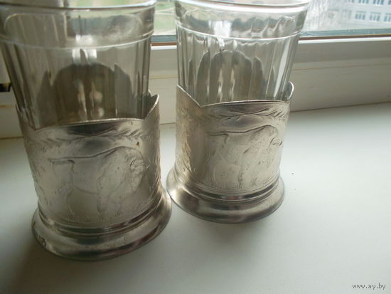 Подстаканники Зубр-2шт.  алюминий и оригинальные стаканы+2шт.сухарницы.См.фото.
