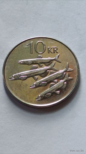 Исландия. 10 крон  2005 года.