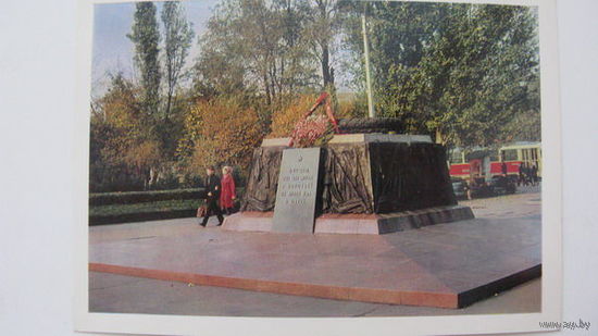 Памятник (  1969г) г.Одесса  Героям революции