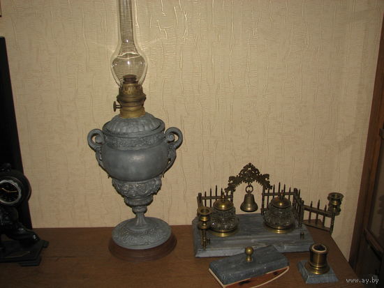 Лампа керосиновая .Шпиатр . Конец 19 -начало 20 века .