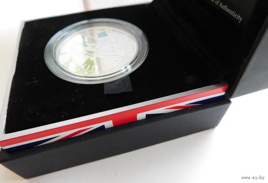 60 Великобритания 5 фунтов в оригинальной коробке, серебро.