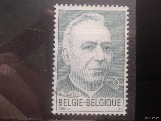 Бельгия 1989 Священник и политик