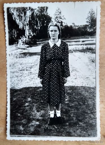 Фото девушки. 1950-е.9х12 см.