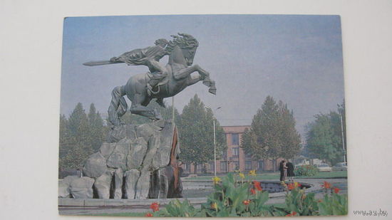 Памятник   1989   г . Ереван Давид Сасунский