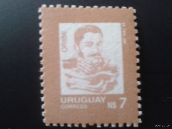 Уругвай 1986 стандарт, персона
